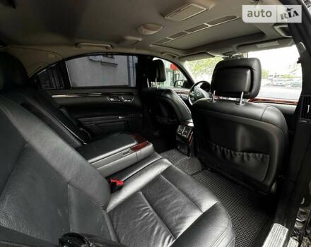 Черный Мерседес С Класс, объемом двигателя 2.99 л и пробегом 496 тыс. км за 16999 $, фото 8 на Automoto.ua