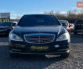 Черный Мерседес С Класс, объемом двигателя 5.46 л и пробегом 262 тыс. км за 14999 $, фото 1 на Automoto.ua