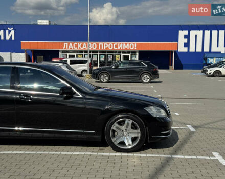 Черный Мерседес С Класс, объемом двигателя 5.46 л и пробегом 370 тыс. км за 14999 $, фото 12 на Automoto.ua