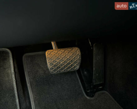 Черный Мерседес С Класс, объемом двигателя 3 л и пробегом 279 тыс. км за 18499 $, фото 66 на Automoto.ua