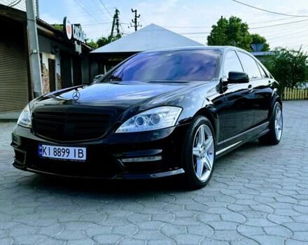 Черный Мерседес С Класс, объемом двигателя 5.46 л и пробегом 175 тыс. км за 16300 $, фото 4 на Automoto.ua