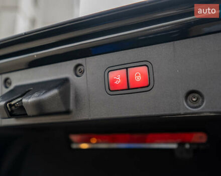 Чорний Мерседес С Клас, об'ємом двигуна 5.46 л та пробігом 288 тис. км за 18500 $, фото 35 на Automoto.ua