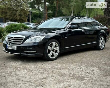 Черный Мерседес С Класс, объемом двигателя 2.99 л и пробегом 496 тыс. км за 16999 $, фото 1 на Automoto.ua