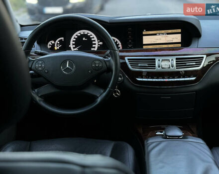 Черный Мерседес С Класс, объемом двигателя 3 л и пробегом 279 тыс. км за 18499 $, фото 62 на Automoto.ua