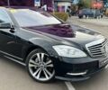 Черный Мерседес С Класс, объемом двигателя 5.46 л и пробегом 312 тыс. км за 19990 $, фото 1 на Automoto.ua