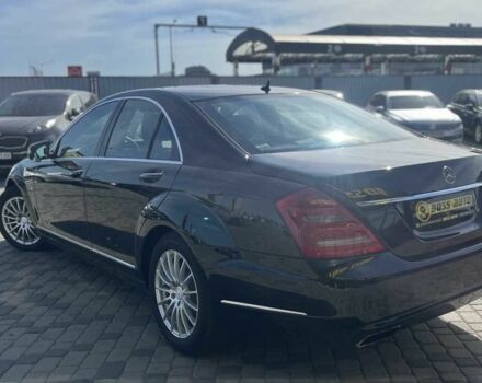 Чорний Мерседес С Клас, об'ємом двигуна 3 л та пробігом 455 тис. км за 16550 $, фото 4 на Automoto.ua
