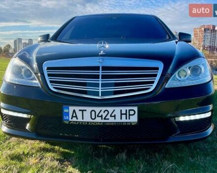 Мерседес С Класс 2010 в Киеве на Automoto.ua Черный Мерседес С Класс, объемом двигателя 5.5 л и пробегом 220 тыс. км за 17700 $, фото 2 на Automoto.ua