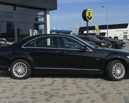 Чорний Мерседес С Клас, об'ємом двигуна 3 л та пробігом 455 тис. км за 16550 $, фото 7 на Automoto.ua