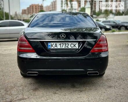 Черный Мерседес С Класс, объемом двигателя 2.99 л и пробегом 496 тыс. км за 16999 $, фото 4 на Automoto.ua