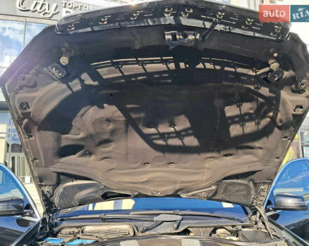 Черный Мерседес С Класс, объемом двигателя 5.5 л и пробегом 156 тыс. км за 22000 $, фото 29 на Automoto.ua