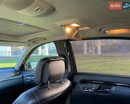 Мерседес С Класс 2010 в Киеве на Automoto.ua Черный Мерседес С Класс, объемом двигателя 5.5 л и пробегом 220 тыс. км за 17700 $, фото 41 на Automoto.ua