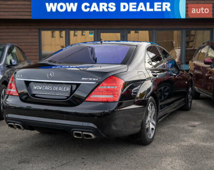 Чорний Мерседес С Клас, об'ємом двигуна 5.46 л та пробігом 288 тис. км за 18500 $, фото 9 на Automoto.ua