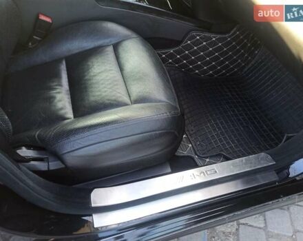 Черный Мерседес С Класс, объемом двигателя 3 л и пробегом 300 тыс. км за 22200 $, фото 3 на Automoto.ua