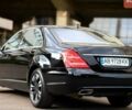 Чорний Мерседес С Клас, об'ємом двигуна 5.5 л та пробігом 241 тис. км за 18500 $, фото 1 на Automoto.ua