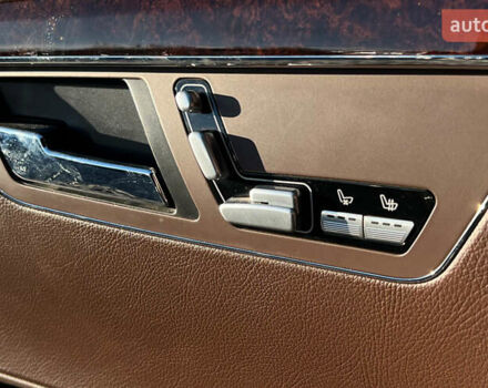 Черный Мерседес С Класс, объемом двигателя 5.46 л и пробегом 262 тыс. км за 14999 $, фото 17 на Automoto.ua