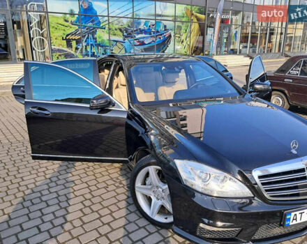 Черный Мерседес С Класс, объемом двигателя 5.5 л и пробегом 156 тыс. км за 22000 $, фото 20 на Automoto.ua