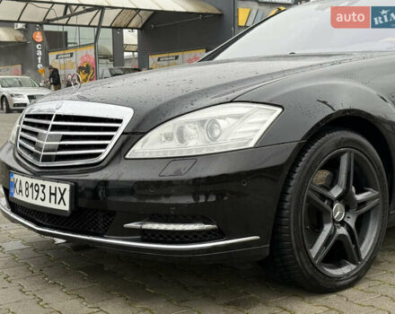 Черный Мерседес С Класс, объемом двигателя 3.5 л и пробегом 80 тыс. км за 19000 $, фото 19 на Automoto.ua