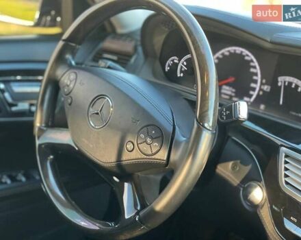 Мерседес С Класс 2010 в Киеве на Automoto.ua Черный Мерседес С Класс, объемом двигателя 5.5 л и пробегом 220 тыс. км за 17700 $, фото 30 на Automoto.ua