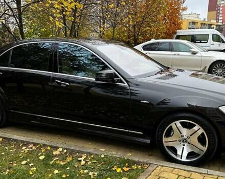 Черный Мерседес С Класс, объемом двигателя 5.46 л и пробегом 190 тыс. км за 23999 $, фото 5 на Automoto.ua