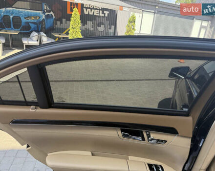 Черный Мерседес С Класс, объемом двигателя 4.7 л и пробегом 246 тыс. км за 19500 $, фото 19 на Automoto.ua