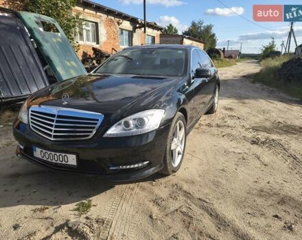 Чорний Мерседес С Клас, об'ємом двигуна 4.66 л та пробігом 205 тис. км за 15000 $, фото 7 на Automoto.ua