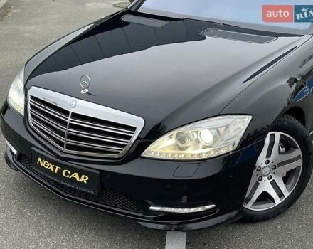 Чорний Мерседес С Клас, об'ємом двигуна 4.66 л та пробігом 227 тис. км за 16500 $, фото 1 на Automoto.ua