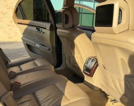 Черный Мерседес С Класс, объемом двигателя 5.46 л и пробегом 241 тыс. км за 16500 $, фото 23 на Automoto.ua