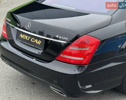 Чорний Мерседес С Клас, об'ємом двигуна 4.66 л та пробігом 227 тис. км за 16500 $, фото 7 на Automoto.ua