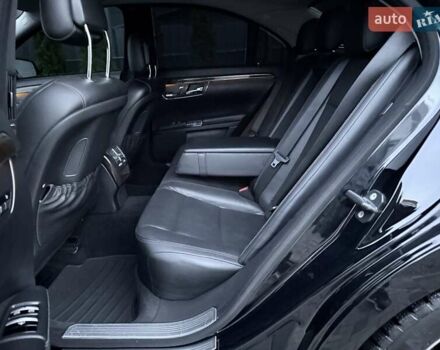 Черный Мерседес С Класс, объемом двигателя 3 л и пробегом 279 тыс. км за 17700 $, фото 14 на Automoto.ua