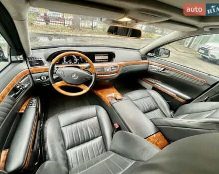 Чорний Мерседес С Клас, об'ємом двигуна 5.51 л та пробігом 98 тис. км за 25500 $, фото 20 на Automoto.ua