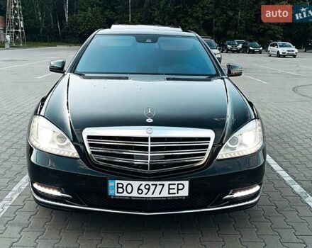 Черный Мерседес С Класс, объемом двигателя 4.7 л и пробегом 288 тыс. км за 12800 $, фото 11 на Automoto.ua