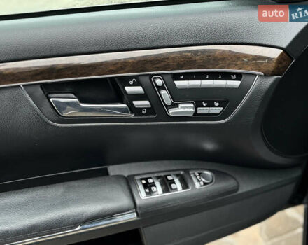 Черный Мерседес С Класс, объемом двигателя 3 л и пробегом 360 тыс. км за 17999 $, фото 24 на Automoto.ua