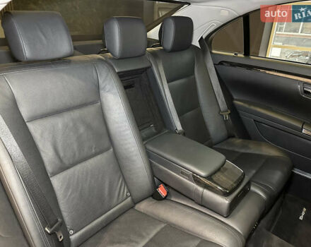 Черный Мерседес С Класс, объемом двигателя 4.7 л и пробегом 175 тыс. км за 24900 $, фото 54 на Automoto.ua