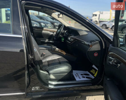 Черный Мерседес С Класс, объемом двигателя 3 л и пробегом 455 тыс. км за 16550 $, фото 11 на Automoto.ua