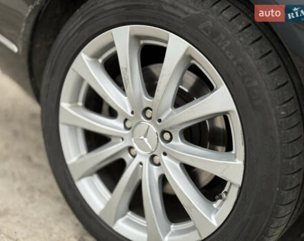 Черный Мерседес С Класс, объемом двигателя 4.66 л и пробегом 158 тыс. км за 12500 $, фото 10 на Automoto.ua