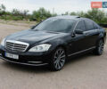 Черный Мерседес С Класс, объемом двигателя 3 л и пробегом 236 тыс. км за 20000 $, фото 5 на Automoto.ua