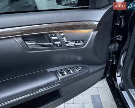 Черный Мерседес С Класс, объемом двигателя 3 л и пробегом 279 тыс. км за 17700 $, фото 9 на Automoto.ua