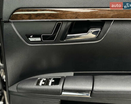 Черный Мерседес С Класс, объемом двигателя 3 л и пробегом 360 тыс. км за 17999 $, фото 28 на Automoto.ua