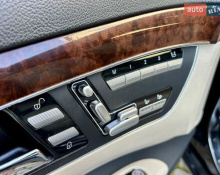 Черный Мерседес С Класс, объемом двигателя 3 л и пробегом 255 тыс. км за 24500 $, фото 12 на Automoto.ua