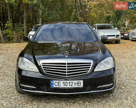 Чорний Мерседес С Клас, об'ємом двигуна 3 л та пробігом 337 тис. км за 19900 $, фото 1 на Automoto.ua