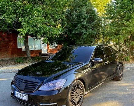 Черный Мерседес С Класс, объемом двигателя 3 л и пробегом 280 тыс. км за 13500 $, фото 1 на Automoto.ua