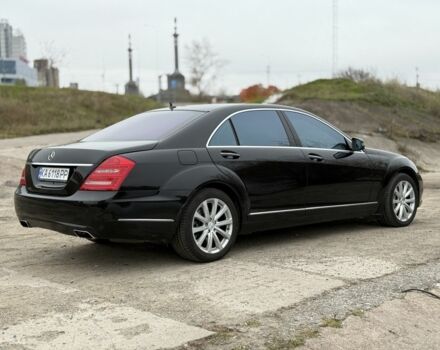 Черный Мерседес С Класс, объемом двигателя 4.7 л и пробегом 158 тыс. км за 12500 $, фото 6 на Automoto.ua