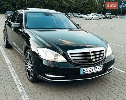 Черный Мерседес С Класс, объемом двигателя 4.7 л и пробегом 288 тыс. км за 12800 $, фото 12 на Automoto.ua