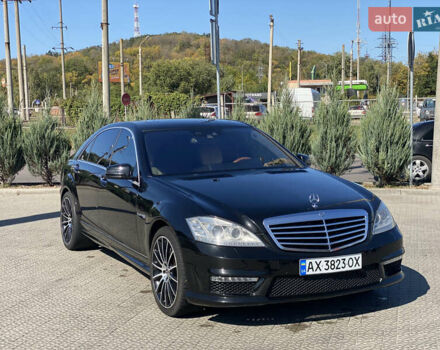 Черный Мерседес С Класс, объемом двигателя 4.66 л и пробегом 280 тыс. км за 18400 $, фото 7 на Automoto.ua