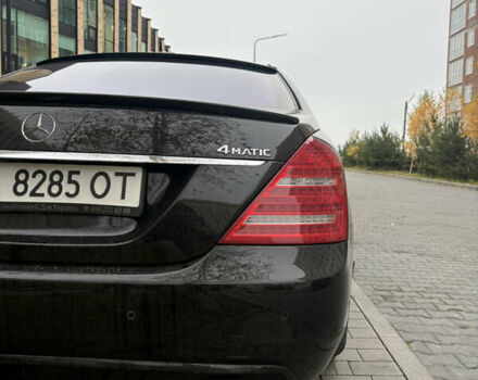 Черный Мерседес С Класс, объемом двигателя 5.5 л и пробегом 150 тыс. км за 17999 $, фото 14 на Automoto.ua
