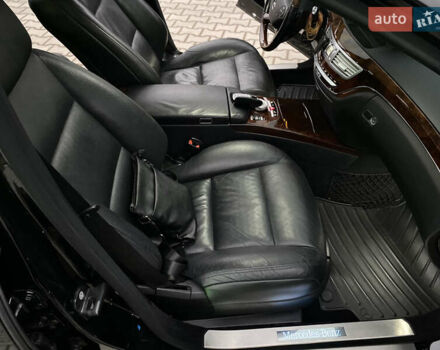 Черный Мерседес С Класс, объемом двигателя 5.5 л и пробегом 229 тыс. км за 16666 $, фото 32 на Automoto.ua