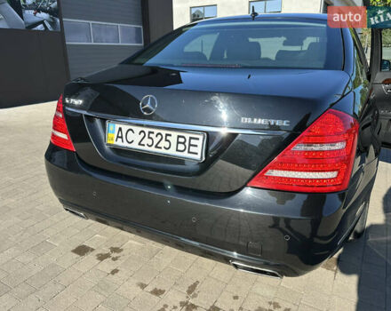 Черный Мерседес С Класс, объемом двигателя 3 л и пробегом 175 тыс. км за 28500 $, фото 8 на Automoto.ua