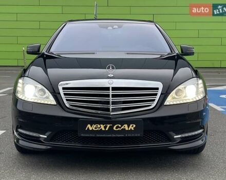 Чорний Мерседес С Клас, об'ємом двигуна 4.66 л та пробігом 227 тис. км за 16500 $, фото 3 на Automoto.ua