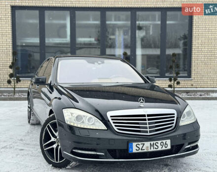 Чорний Мерседес С Клас, об'ємом двигуна 2.99 л та пробігом 368 тис. км за 14700 $, фото 2 на Automoto.ua