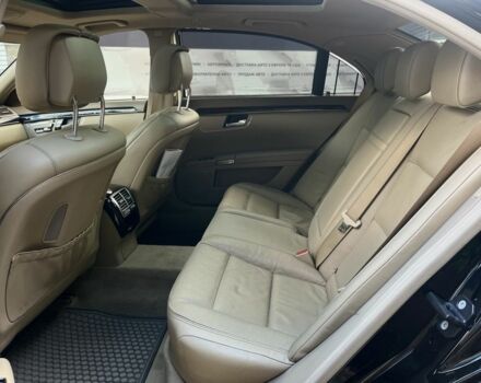 Чорний Мерседес С Клас, об'ємом двигуна 5.5 л та пробігом 223 тис. км за 18999 $, фото 20 на Automoto.ua